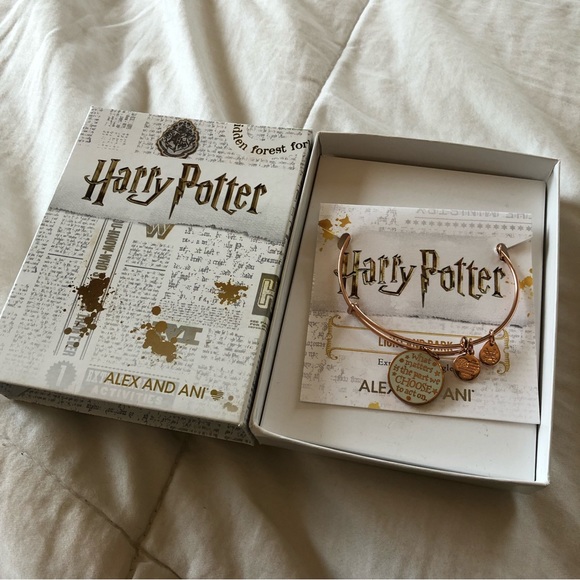 Harry Potter Alex and Ani Bracelet Light and Dark NWT - Picture 2 of 4